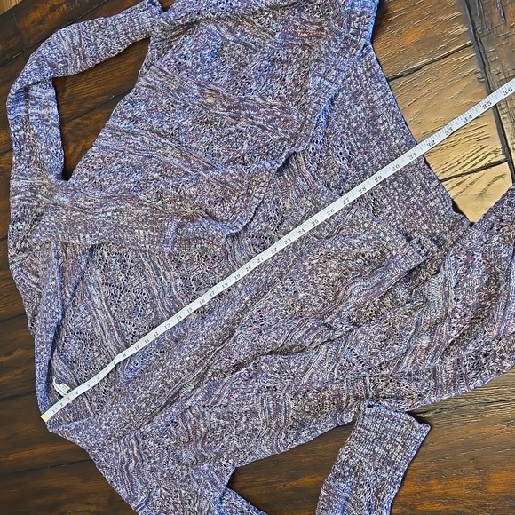 American Eagle Multicolor Cardigan Sweater, Women's Large, Great Condition - Picture 8 of 9